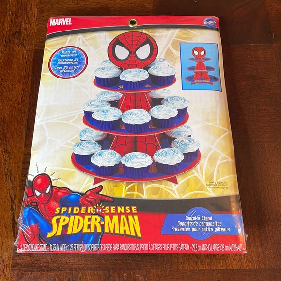 Wilton Marvel Spiderman Cupcake Cake Stand Birthday Party - Picture 1 of 6